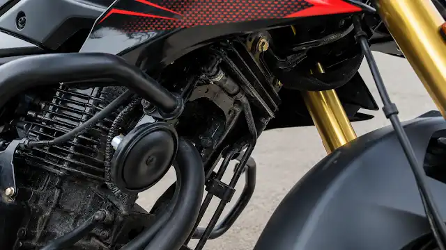 Bajaj Pulsar N160 SS 4V engine